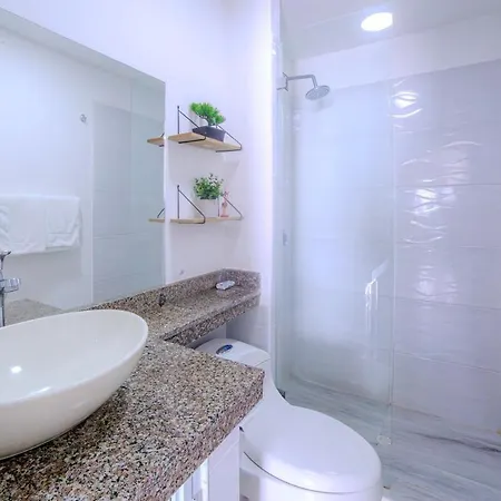 Apartamento Spacious Beachfront Cartagena