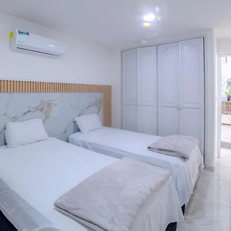 Spacious Beachfront Apartment Cartagena