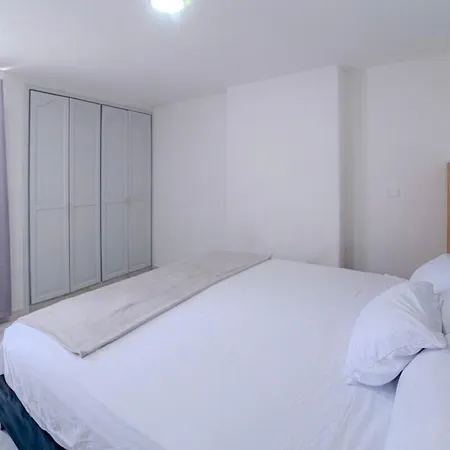 Spacious Beachfront * Cartagena