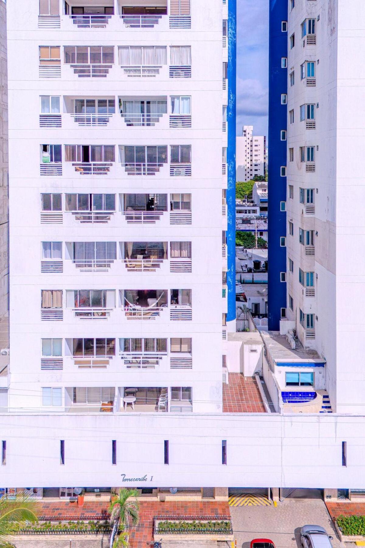 Spacious Beachfront Apartment Cartagena